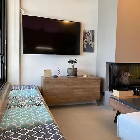 Beachfront Retreat At Agios Vasileios