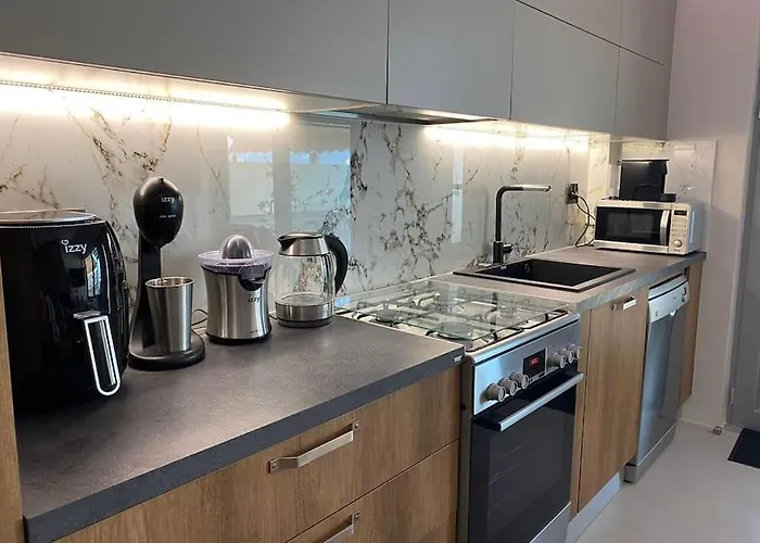 Beachfront Retreat At Agios Vasileios