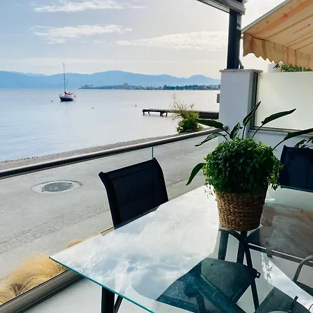 Beachfront Retreat At Agios Vasileios